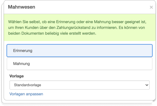 Benutzeroberfläche von easybill zeigt Optionen für Mahnwesen, mit Auswahl zwischen Erinnerung und Mahnung sowie Vorlageinstellung.